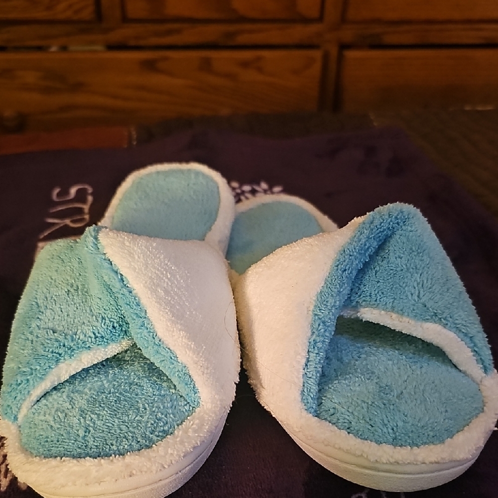 Teal Blue and White Fuzzy Slippers